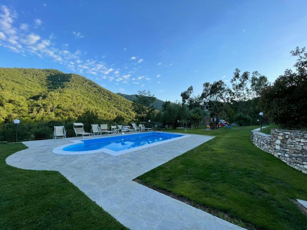 Agriturismo A Canonica 加尔伦达 外观 照片