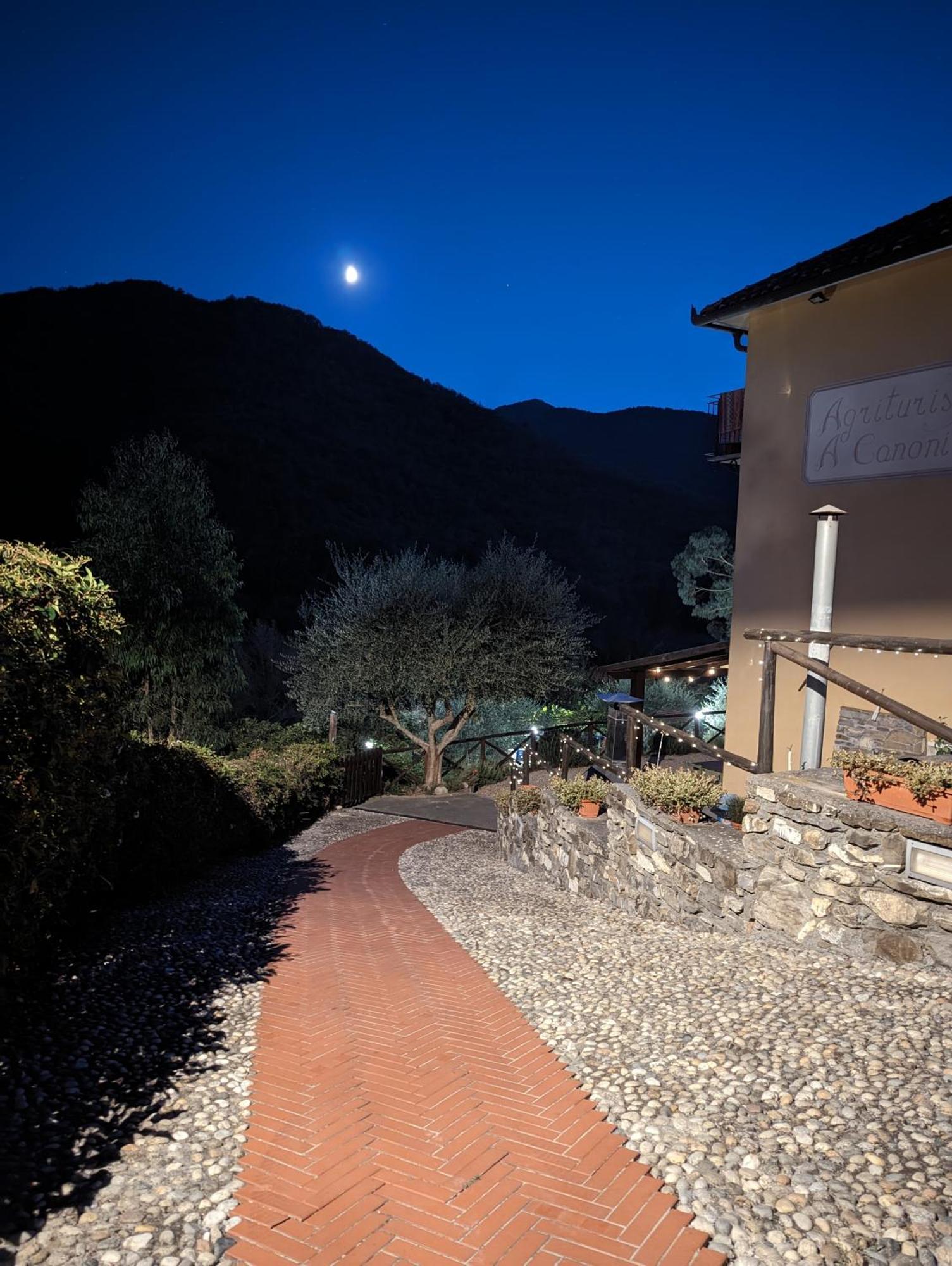 Agriturismo A Canonica 加尔伦达 外观 照片