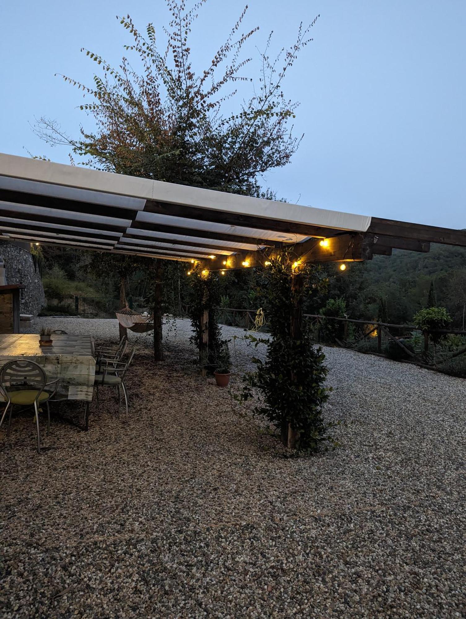 Agriturismo A Canonica 加尔伦达 外观 照片