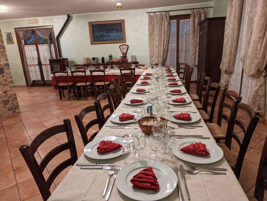 Agriturismo A Canonica 加尔伦达 外观 照片