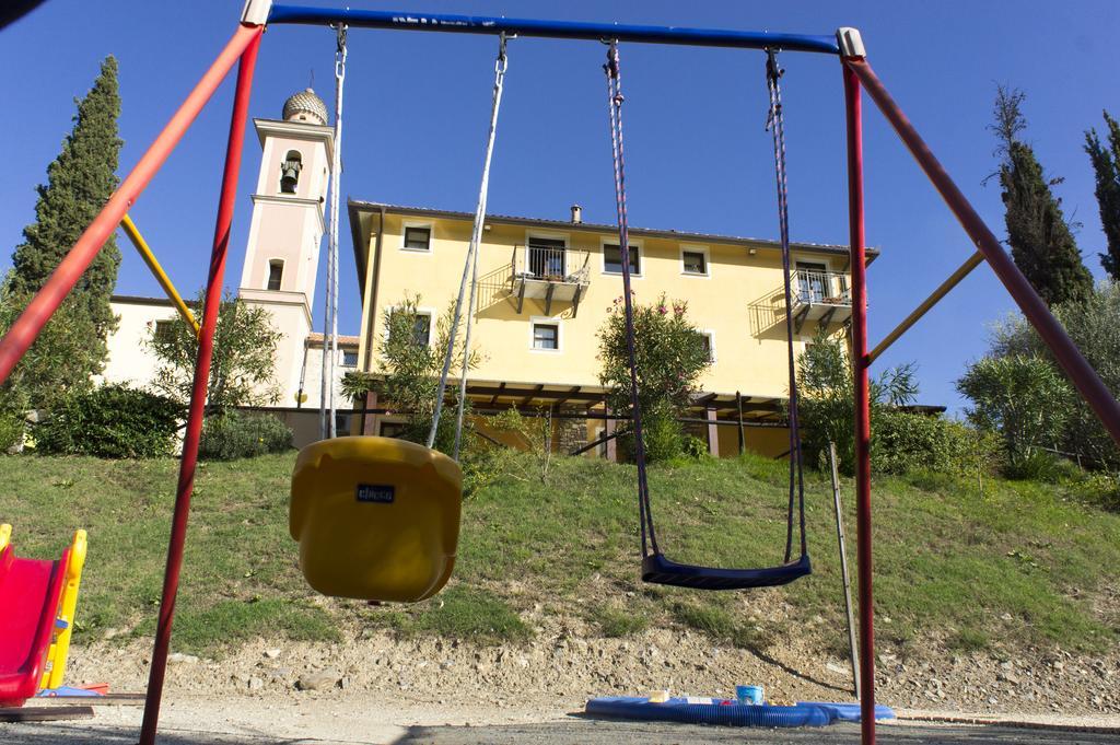Agriturismo A Canonica 加尔伦达 外观 照片