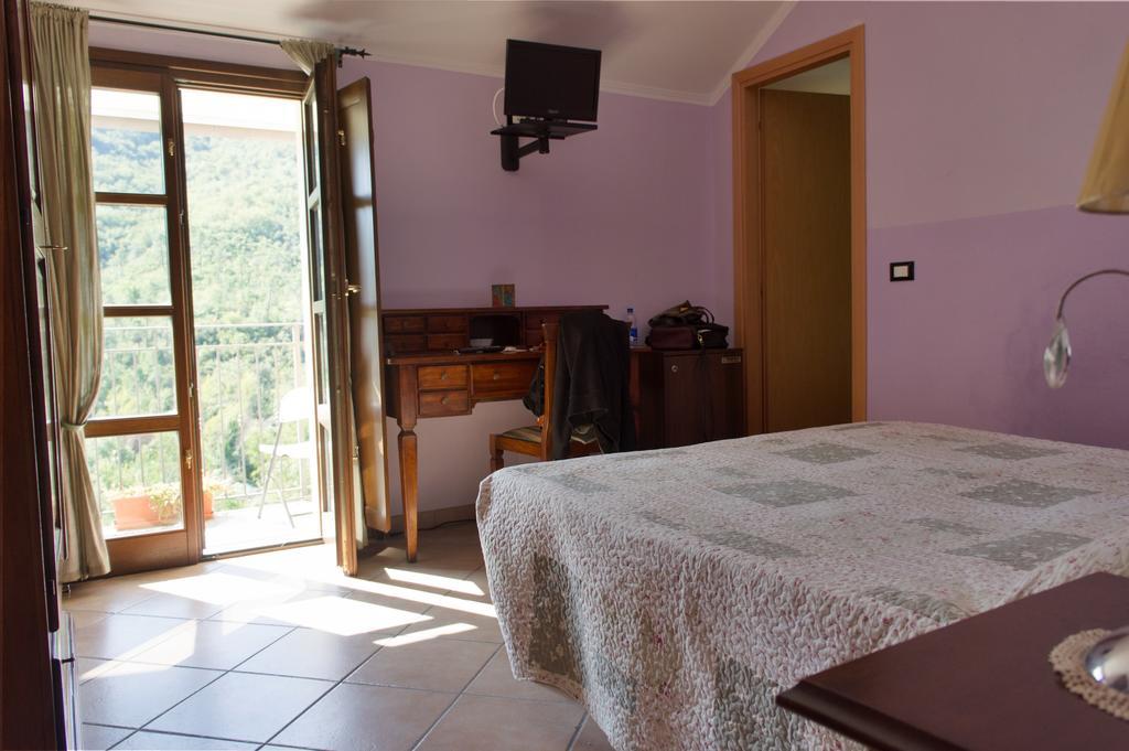 Agriturismo A Canonica 加尔伦达 外观 照片
